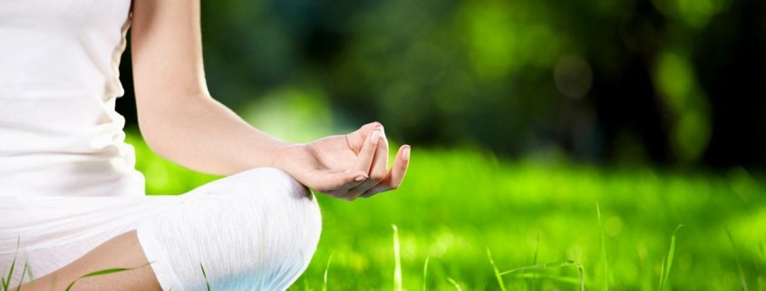 Holistika - Holistinė terapija - Holistinė medicina - Holistinė sveikata - Alternatyvioji medicina - Natūrali medicina - Sveikas natūralus gyvenimo būdas - Alternatyvi medicina - Netradicinė medicina - Holistinės terapijos - Asmeninė Reiki terapija - Aromaterapijos gydomieji seansai