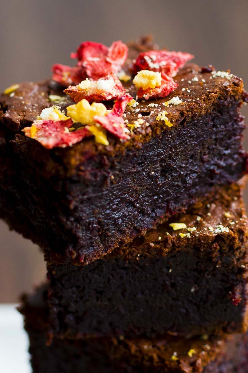 sokoladinis brownie burokeliu sokolado pyragas receptai